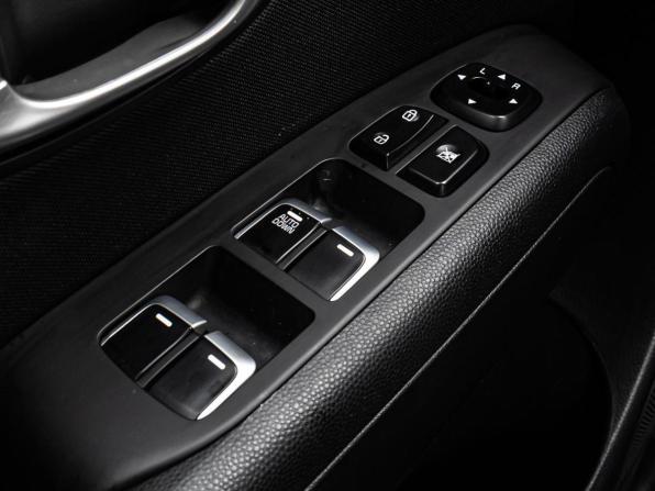 Kia Soul II Рестайлинг с пробегом 2018 года, цена 1 790 000 рублей, 33272 км, хэтчбек, Автокод Объявления