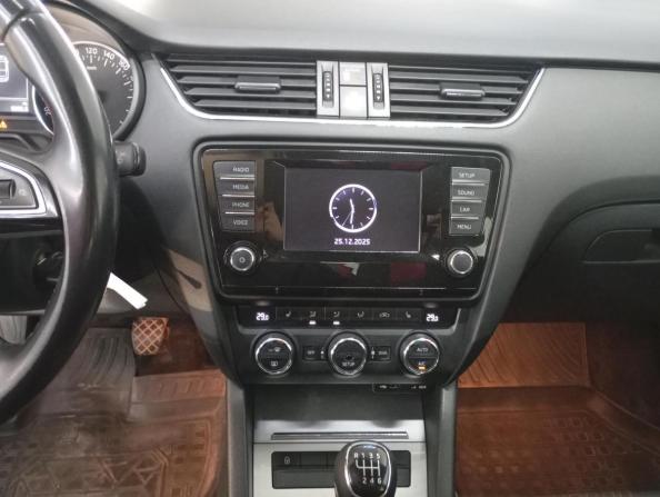 Skoda Octavia III (A7) с пробегом 2013 года, цена 950 000 рублей, 230000 км, лифтбек, Автокод Объявления