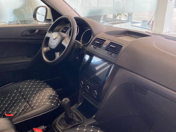 Skoda Yeti I с пробегом 2011 года, цена 547 000 рублей, 180731 км, внедорожник, Автокод Объявления
