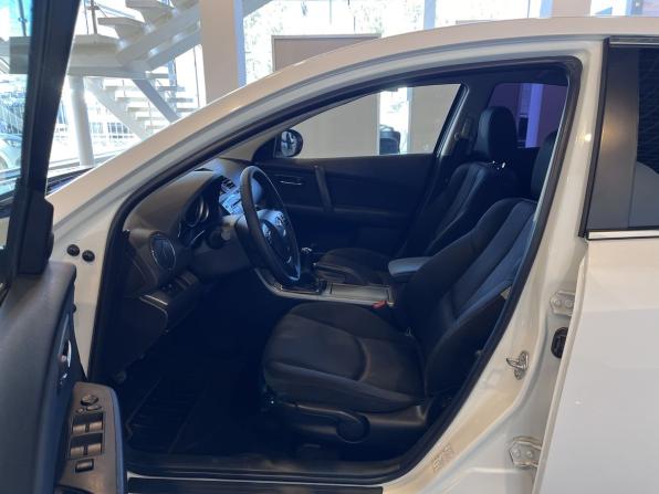 Mazda 6 II (GH) Рестайлинг с пробегом 2012 года, цена 700 000 рублей, 273304 км, седан, Автокод Объявления
