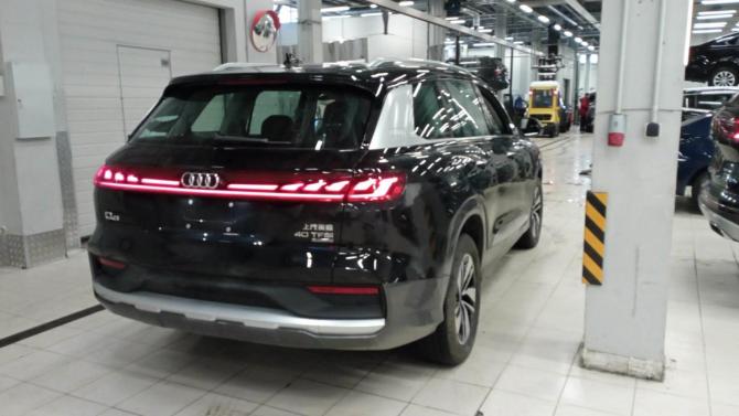 Audi Q6 с пробегом 2024 года, цена 8 347 000 рублей, 34260 км, внедорожник, Автокод Объявления