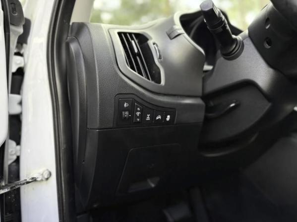 Kia Sportage III с пробегом 2012 года, цена 1 270 000 рублей, 249663 км, внедорожник, Автокод Объявления