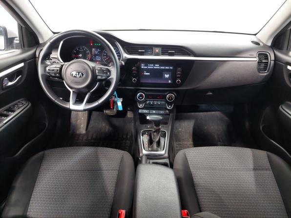Kia Rio IV Рестайлинг с пробегом 2021 года, цена 1 930 000 рублей, 49500 км, хэтчбек, Автокод Объявления