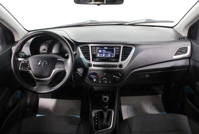 Hyundai Solaris II Рестайлинг с пробегом 2021 года, цена 1 215 000 рублей, 184912 км, седан, Автокод Объявления