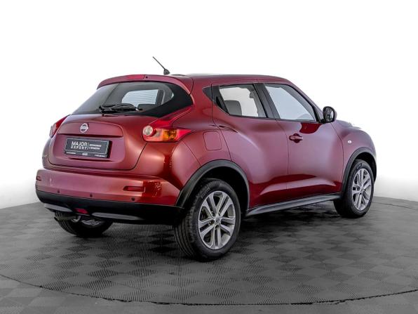 Nissan Juke I с пробегом 2013 года, цена 1 015 000 рублей, 119107 км, внедорожник, Автокод Объявления