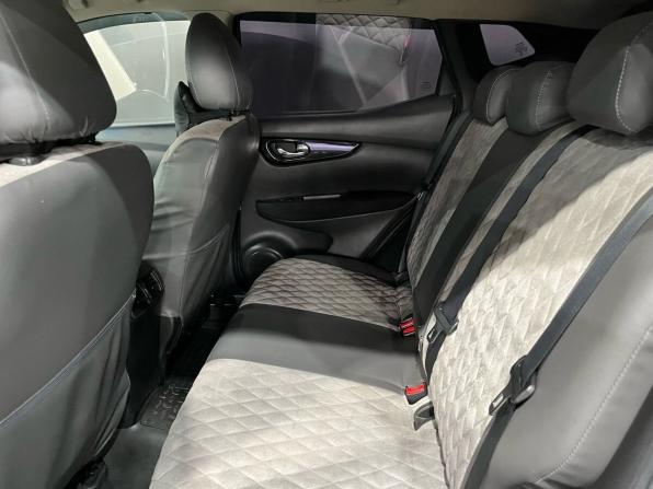 Nissan Qashqai II с пробегом 2018 года, цена 1 525 000 рублей, 142546 км, внедорожник, Автокод Объявления