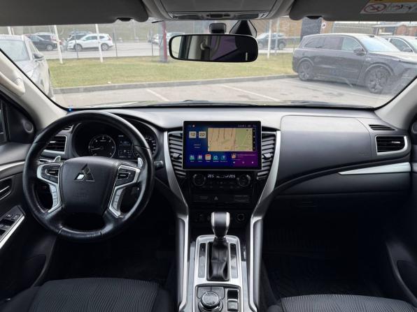 Mitsubishi Pajero Sport III с пробегом 2018 года, цена 2 295 000 рублей, 192900 км, внедорожник, Автокод Объявления