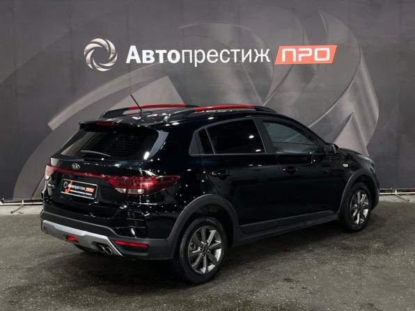 Kia Rio IV Рестайлинг с пробегом 2021 года, цена 1 670 000 рублей, 93500 км, хэтчбек, Автокод Объявления