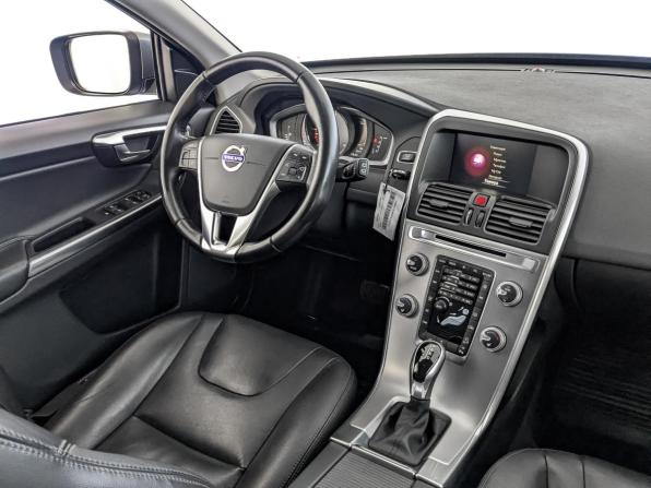 Volvo XC60 I Рестайлинг с пробегом 2017 года, цена 2 400 000 рублей, 160056 км, внедорожник, Автокод Объявления