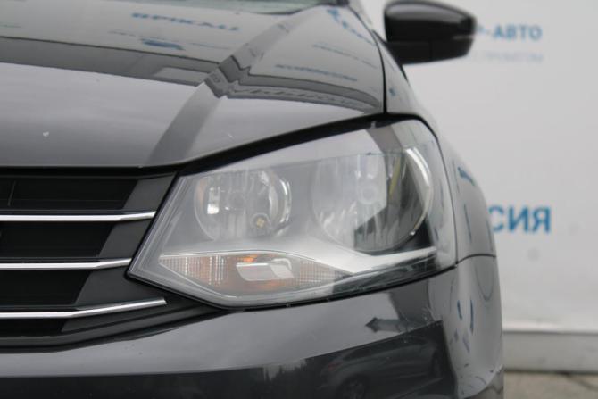 Volkswagen Polo V Рестайлинг с пробегом 2017 года, цена 1 020 000 рублей, 138000 км, седан, Автокод Объявления