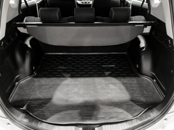 Toyota RAV4 IV (XA40) Рестайлинг с пробегом 2016 года, цена 2 350 000 рублей, 87520 км, внедорожник, Автокод Объявления