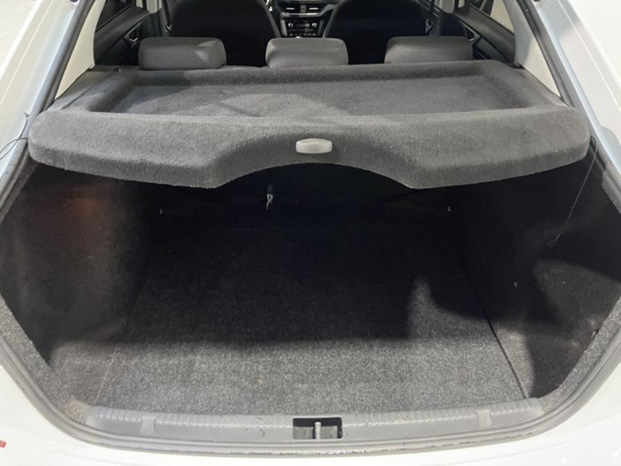 Volkswagen Polo VI Курск  - изображение 17