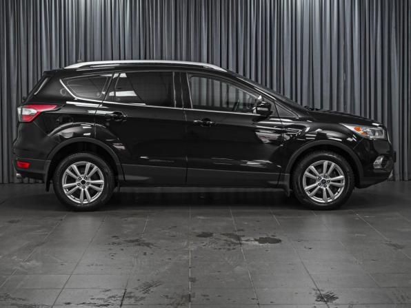 Ford Kuga II Рестайлинг с пробегом 2017 года, цена 1 430 000 рублей, 213509 км, внедорожник, Автокод Объявления