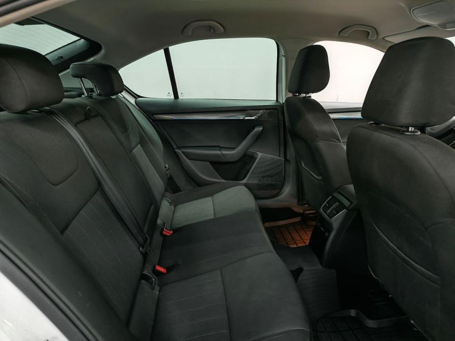 Skoda Octavia III (A7) Рестайлинг Москва  - изображение 13