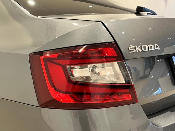 Skoda Octavia III (A7) Рестайлинг с пробегом 2019 года, цена 2 099 000 рублей, 147406 км, лифтбек, Автокод Объявления
