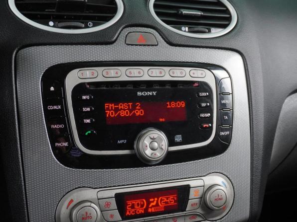 Ford Focus II Рестайлинг с пробегом 2011 года, цена 855 000 рублей, 353396 км, седан, Автокод Объявления