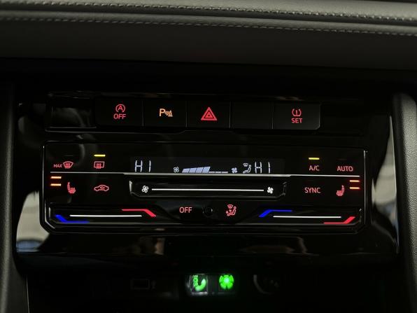 Jetta VS7 I Рестайлинг 1 с пробегом 2023 года, цена 2 050 000 рублей, 58552 км, внедорожник, Автокод Объявления