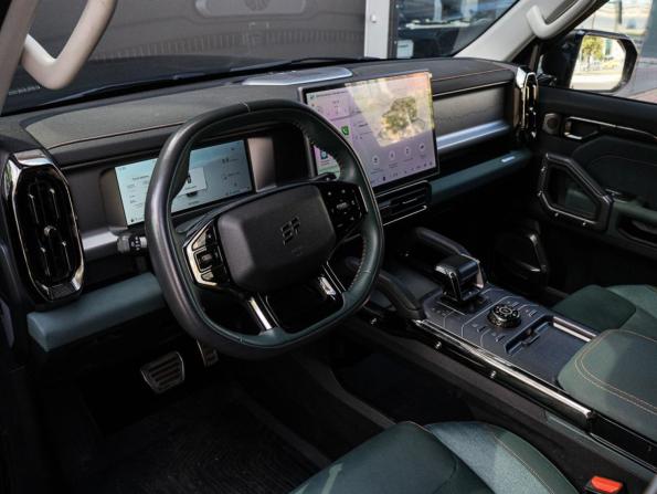 JETOUR T2 с пробегом 2024 года, цена 2 997 000 рублей, 53158 км, внедорожник, Автокод Объявления