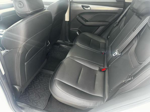 Haval Jolion I Рестайлинг с пробегом 2024 года, цена 2 169 900 рублей, 23333 км, внедорожник, Автокод Объявления
