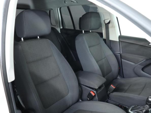 Volkswagen Tiguan I Рестайлинг с пробегом 2011 года, цена 1 039 000 рублей, 206660 км, внедорожник, Автокод Объявления