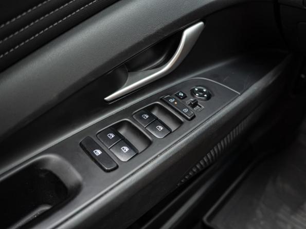 Hyundai Elantra VII (CN7) Рестайлинг с пробегом 2023 года, цена 2 059 000 рублей, 45957 км, седан, Автокод Объявления