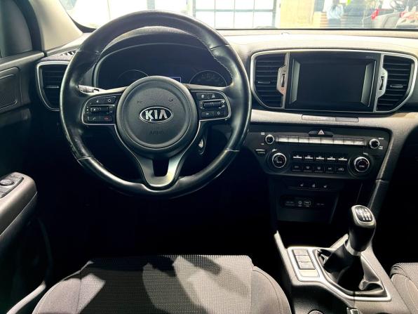Kia Sportage IV Рестайлинг с пробегом 2018 года, цена 1 985 000 рублей, 157000 км, внедорожник, Автокод Объявления