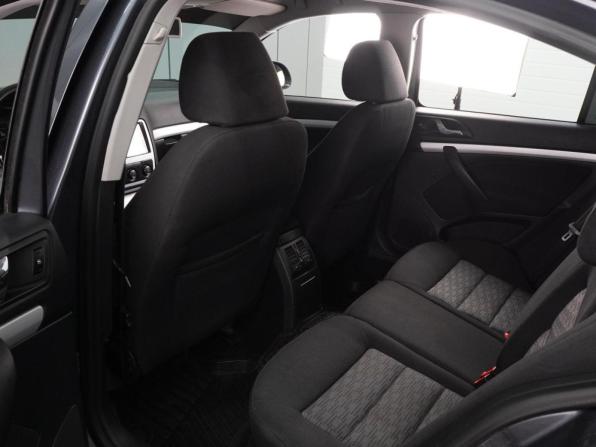 Skoda Octavia II (A5) Рестайлинг с пробегом 2011 года, цена 619 000 рублей, 268846 км, лифтбек, Автокод Объявления
