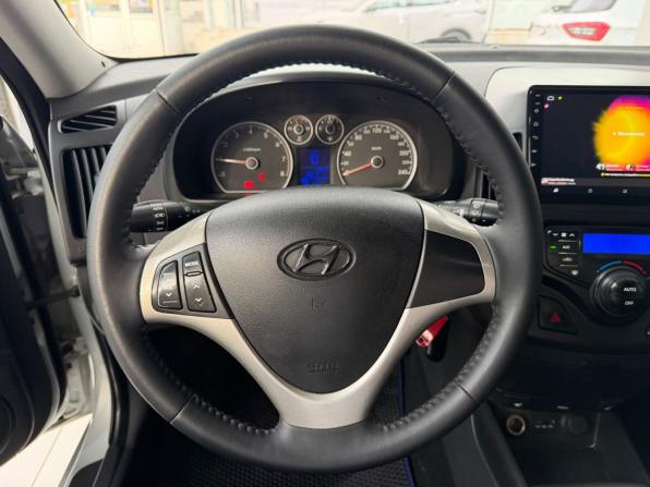 Hyundai i30 I с пробегом 2009 года, цена 670 000 рублей, 262000 км, хэтчбек, Автокод Объявления