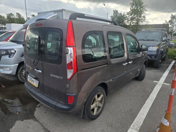 Renault Kangoo II Рестайлинг с пробегом 2014 года, цена 939 000 рублей, 162000 км, компактвэн, Автокод Объявления