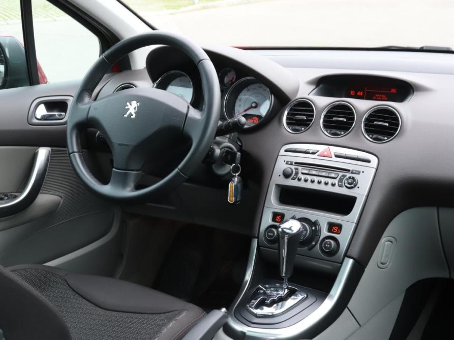 Peugeot 308 I Москва  - изображение 13