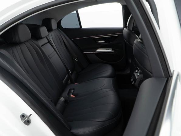 Mercedes-Benz E-Класс VI (W214 S214) с пробегом 2024 года, цена 7 019 999 рублей, 19146 км, седан, Автокод Объявления
