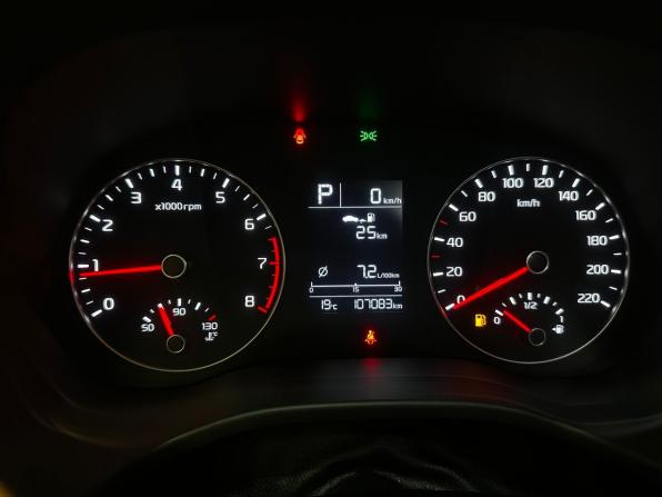 Kia Rio IV Рестайлинг с пробегом 2021 года, цена 1 790 000 рублей, 107082 км, хэтчбек, Автокод Объявления