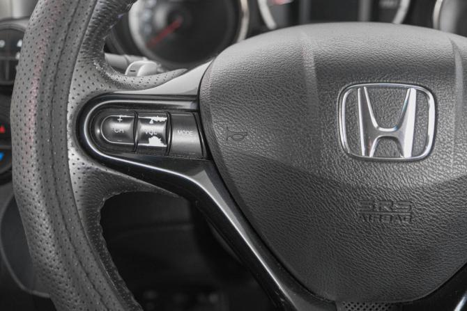 Honda Fit Shuttle I Рестайлинг с пробегом 2014 года, цена 1 099 000 рублей, 177000 км, универсал, Автокод Объявления