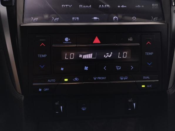 Toyota Camry VII (XV50) Рестайлинг с пробегом 2016 года, цена 1 620 000 рублей, 217378 км, седан, Автокод Объявления