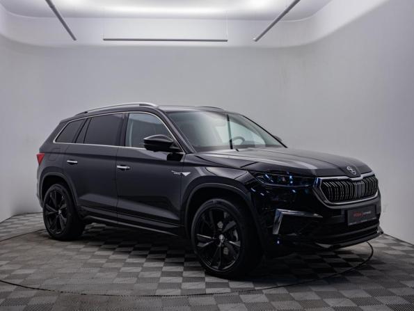Skoda Kodiaq I Рестайлинг с пробегом 2023 года, цена 4 470 000 рублей, 33000 км, внедорожник, Автокод Объявления