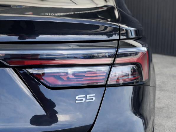 Omoda S5 с пробегом 2023 года, цена 1 197 000 рублей, 97454 км, седан, Автокод Объявления