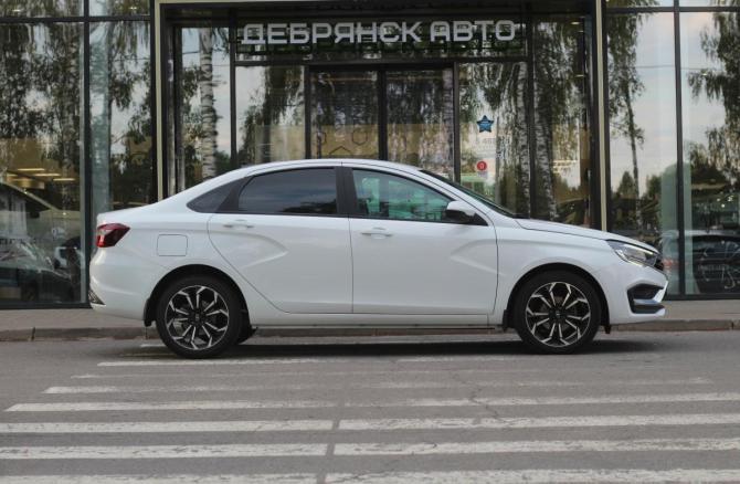 Lada (ВАЗ) Vesta I Рестайлинг (NG) с пробегом 2024 года, цена 1 295 000 рублей, 50981 км, седан, Автокод Объявления