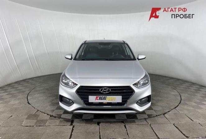 Hyundai Solaris II с пробегом 2019 года, цена 1 340 000 рублей, 128350 км, седан, Автокод Объявления