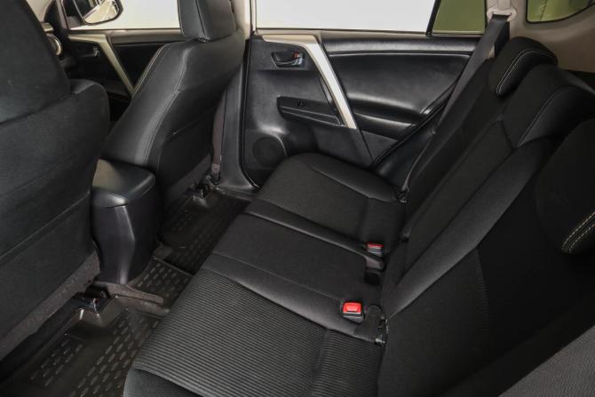 Toyota RAV4 IV (XA40) с пробегом 2014 года, цена 2 049 000 рублей, 180000 км, внедорожник, Автокод Объявления