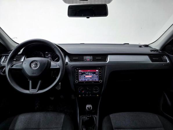 Skoda Rapid I с пробегом 2016 года, цена 1 199 000 рублей, 87443 км, лифтбек, Автокод Объявления
