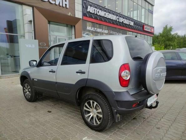Chevrolet Niva I Рестайлинг с пробегом 2012 года, цена 529 360 рублей, 118279 км, внедорожник, Автокод Объявления