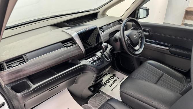 Honda Freed II с пробегом 2019 года, цена 1 610 000 рублей, 40112 км, компактвэн, Автокод Объявления