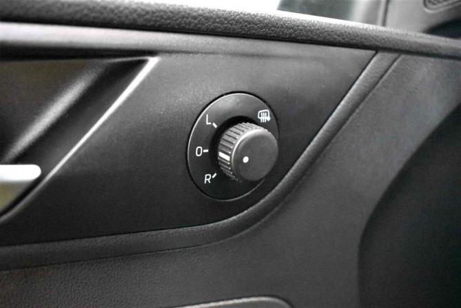 Volkswagen Polo VI с пробегом 2021 года, цена 1 515 000 рублей, 80893 км, лифтбек, Автокод Объявления