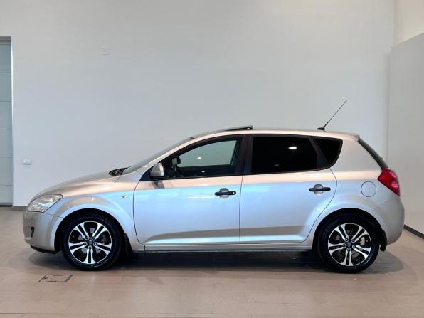 Kia Ceed I с пробегом 2007 года, цена 600 000 рублей, 166671 км, хэтчбек, Автокод Объявления