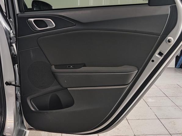 Kia Ceed III с пробегом 2020 года, цена 1 600 000 рублей, 162053 км, универсал, Автокод Объявления