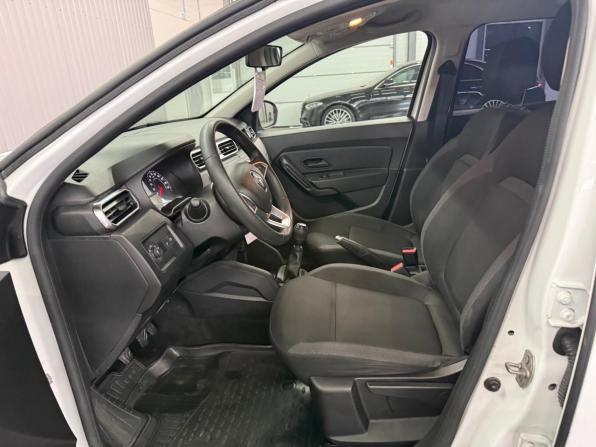 Renault Duster II с пробегом 2022 года, цена 1 697 000 рублей, 174000 км, внедорожник, Автокод Объявления