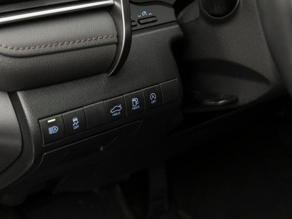 Toyota Camry VIII (XV70) Рестайлинг с пробегом 2023 года, цена 3 349 000 рублей, 91504 км, седан, Автокод Объявления