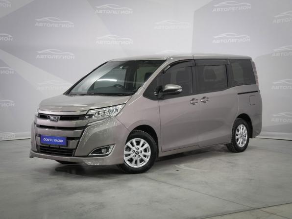 Toyota Noah III (R80) Рестайлинг с пробегом 2018 года, цена 2 340 000 рублей, 78502 км, минивэн, Автокод Объявления