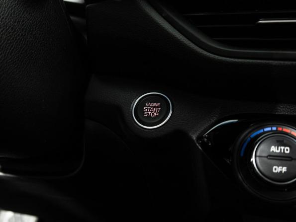 Kia K3 II с пробегом 2019 года, цена 2 199 700 рублей, 65233 км, хэтчбек, Автокод Объявления