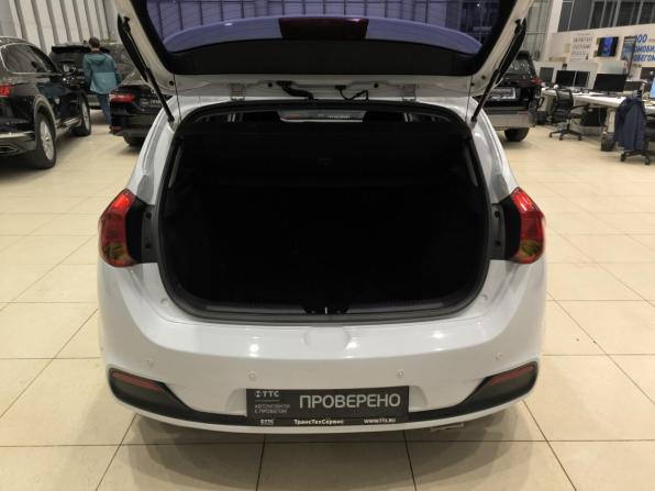 Kia Ceed II с пробегом 2015 года, цена 1 380 000 рублей, 111621 км, хэтчбек, Автокод Объявления